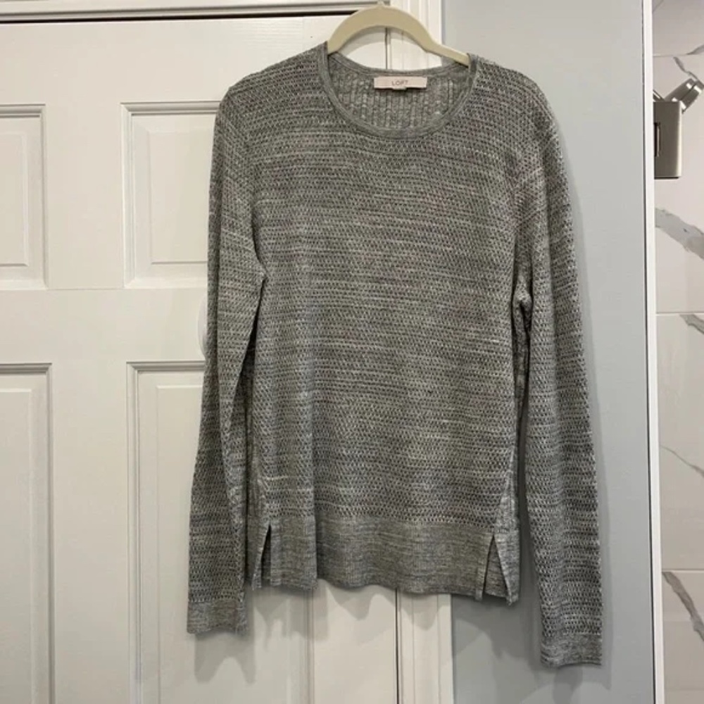 LOFT Gray and White Heathered Knit Sweater